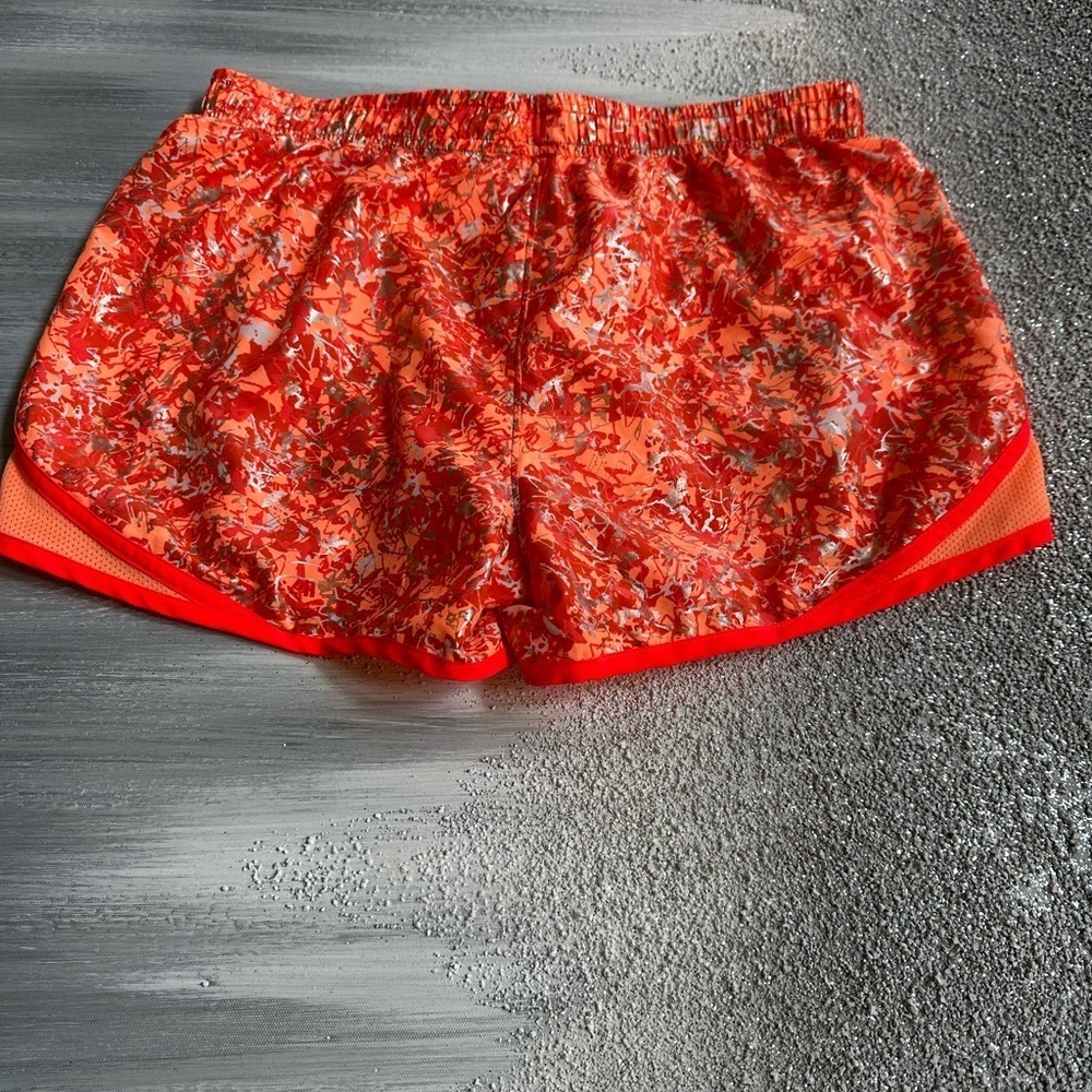 Under Armour Women's Floral Red Shorts - Picture 7 of 9